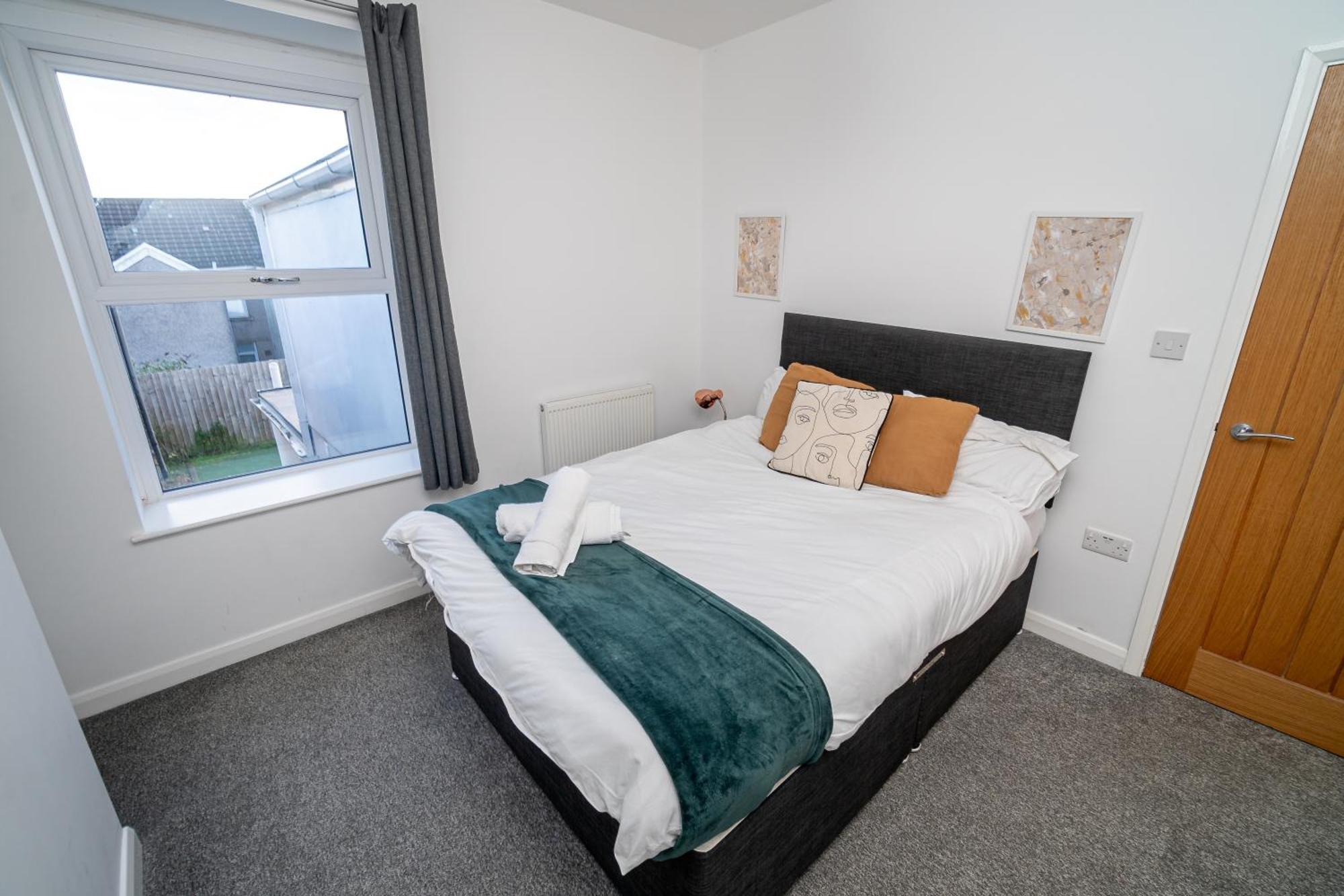 Spacious 3-Bed Near The City Centre Σουόνσι Εξωτερικό φωτογραφία